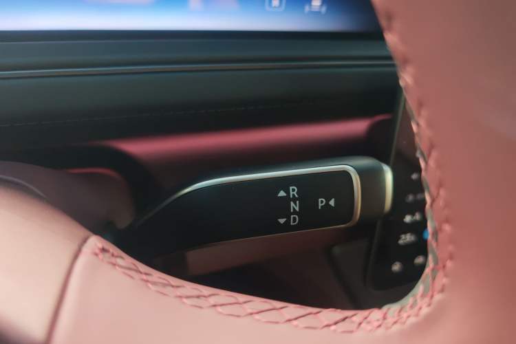 Used Nio ES8 2026 Model 6-seat Executive Luxury Edition Gear Lever