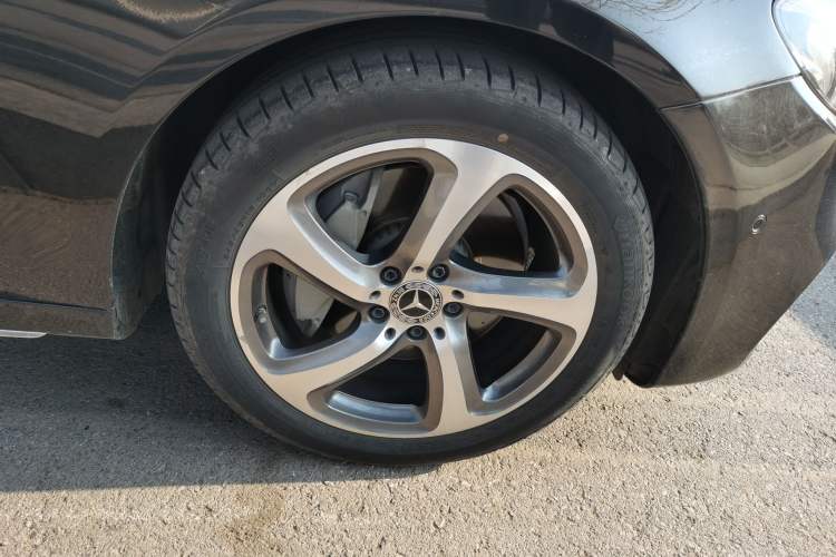 Used Mercedes-Benz E-Class 2019 Restyled E 300 L Sporty and Stylish Edition