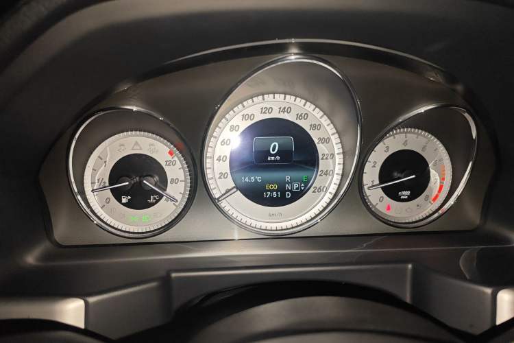 Used Mercedes-Benz GLK-Class 2014 GLK 260 4MATIC Dynamic Model