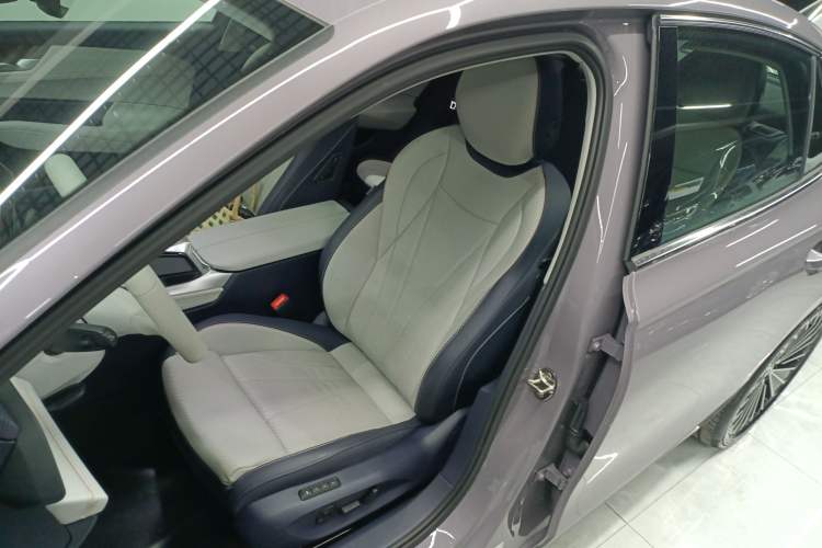 Used Volkswagen Passat 2025 Pro 380TSI Dragon Edition Left Front Seat