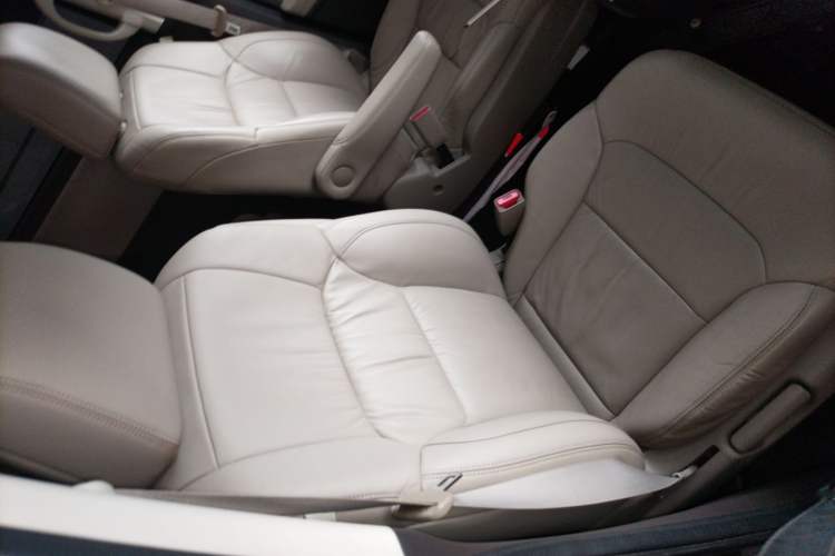 Used Honda Odyssey 2015 2.4L Luxury Edition Right Front Seat