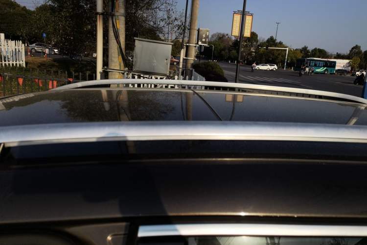 Used Volkswagen Tiguan L 2013 1.8TSI Automatic Two-Wheel Drive Luxury Model
