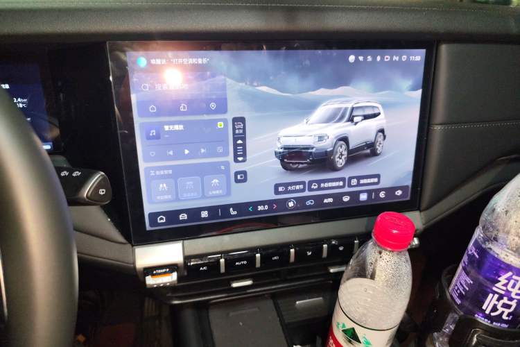 Used Deepal G318 2024 Two-Wheel Drive Air Suspension Version Audio And AC Panel