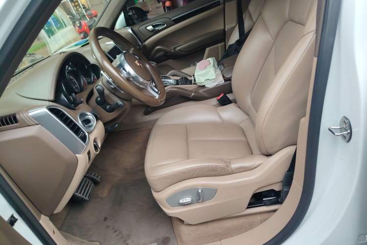 Used Porsche Cayenne 2011 Cayenne 3.0T Left Front Seat