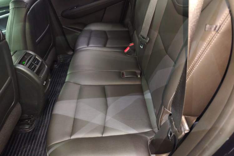 Used Cadillac XT5 2021 28T Luxury Model