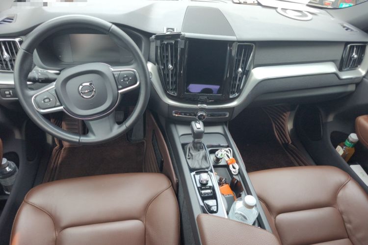 Used Volvo XC60 2021 T5 4x4 Smart Luxury Edition
