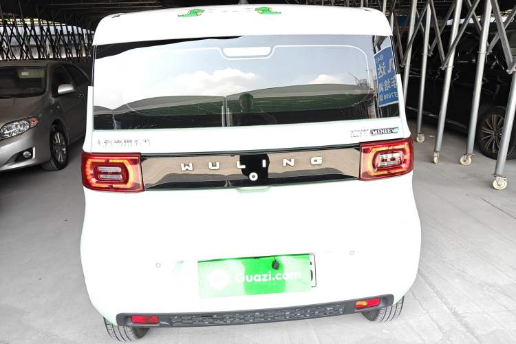 Used Wuling Hongguang MINIEV 2021 Macaron Fashion Model Lithium Iron Phosphate Rear