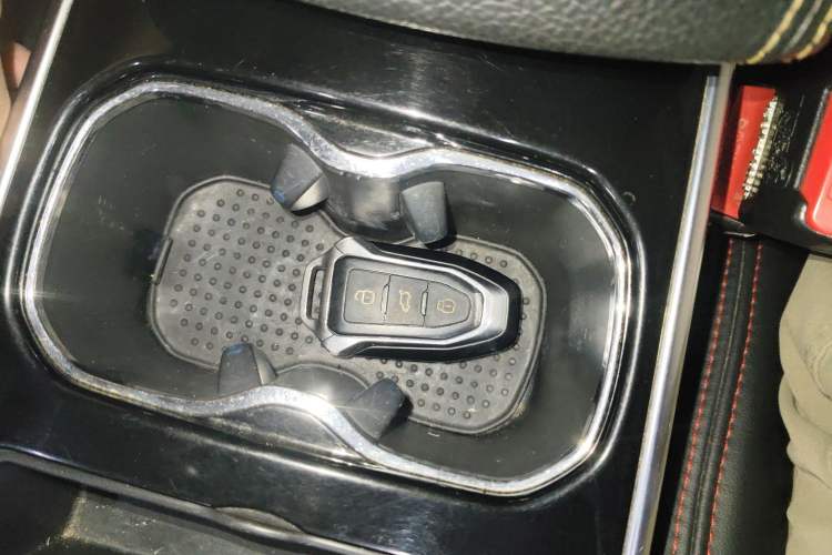 Used DORCEN G60S 2019 1.5T Automatic Luxury Model China V Standard Vehicle Key