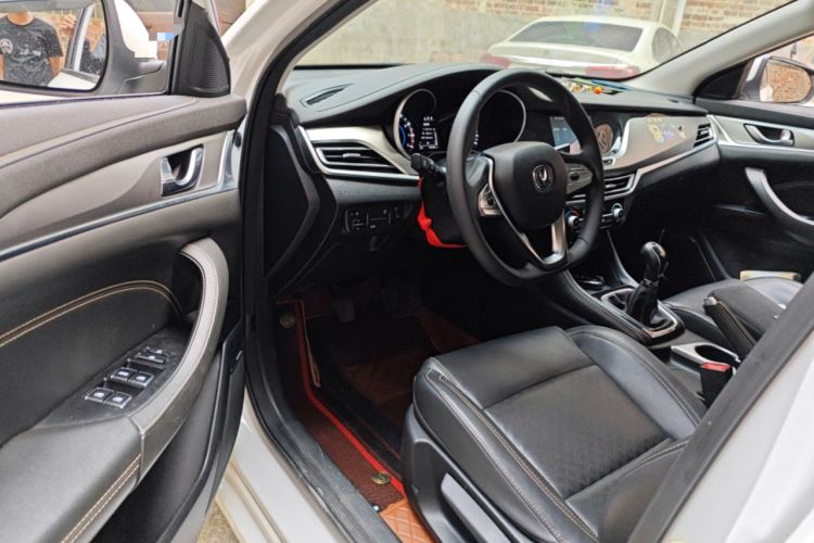 Used CHANGAN Eado 2019 1.6L GDI Manual Value Edition China VI Standard
