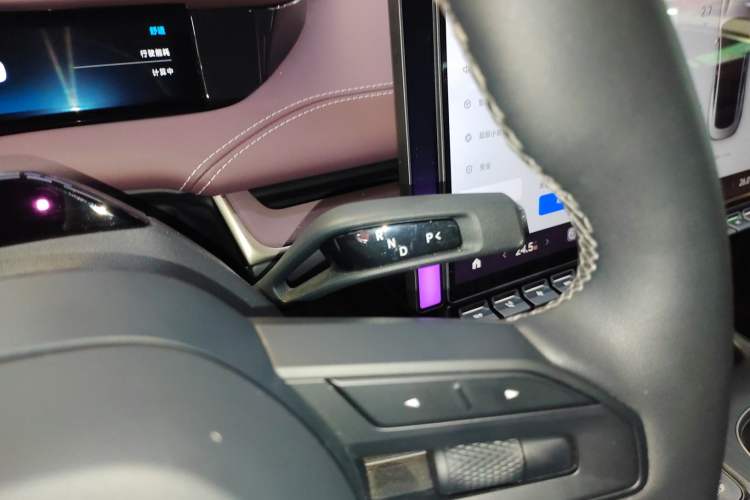 Used Xiaomi Auto SU7 2024 Rear-Drive Ultra-Long Range Advanced Pro-Level Intelligent Driving Version
