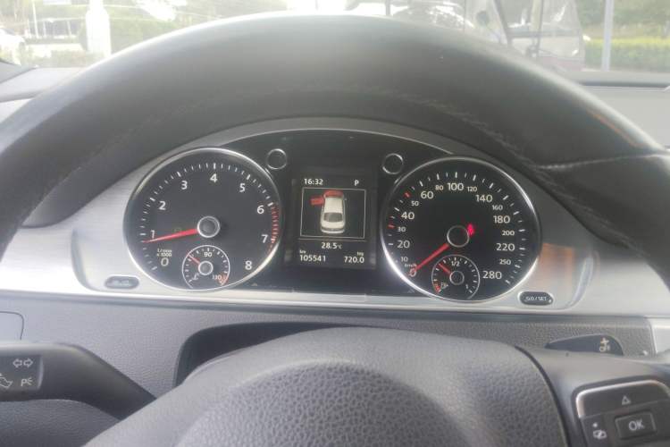 Used Volkswagen FAW-Volkswagen CC 2015 2.0 TSI Ultimate Model Instrument Cluster