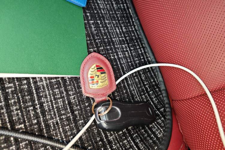 Used Porsche Cayenne 2023 Cayenne 3.0T Platinum Edition Vehicle Key