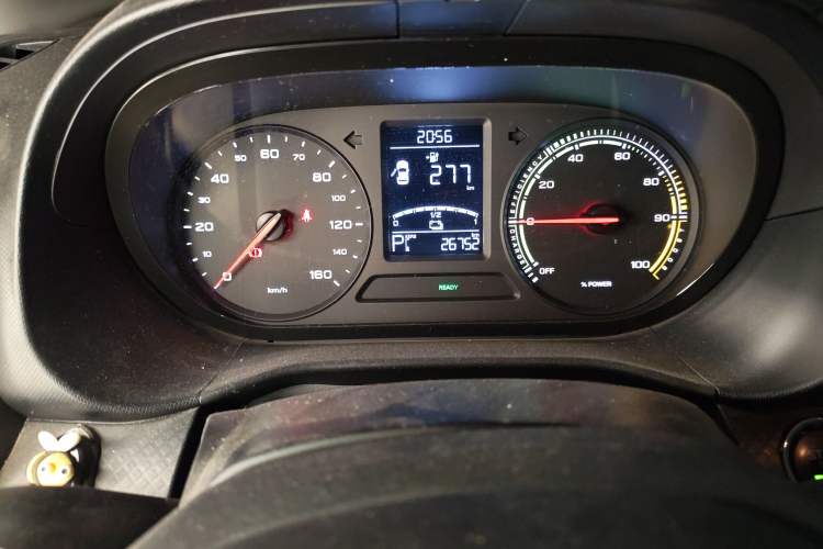 Used Roewe Clever 2021 302 km New Four-Seater Super-Efficient Version