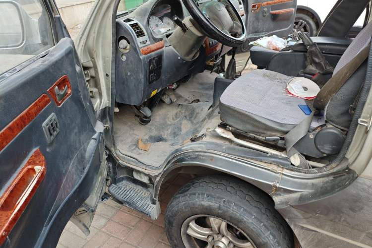 Used Golden Dragon Hiace 