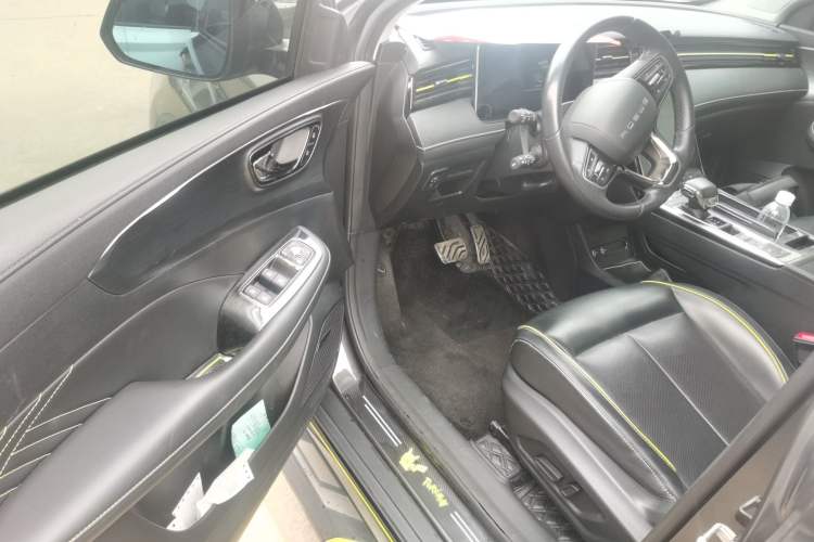 Used Roewe RX5 2021 PLUS 330TGI Automatic National Style Smart Luxury Edition Driver Seat