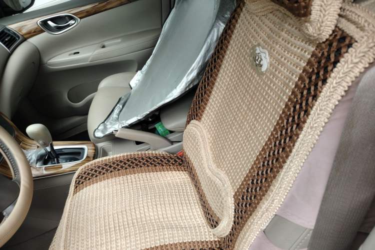 Used Nissan Sylphy 2014 1.6XV CVT Deluxe Edition Left Front Seat