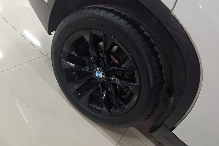 Used BMW X1 2014 sDrive18i Leading Model