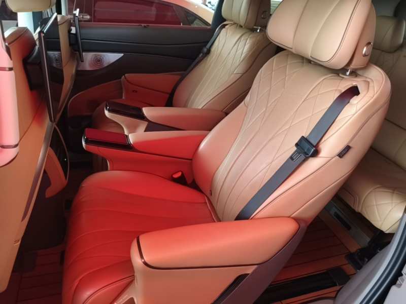Used Denza D9 2022 DM-i 970 Four-Wheel Drive Prestige Model — 16