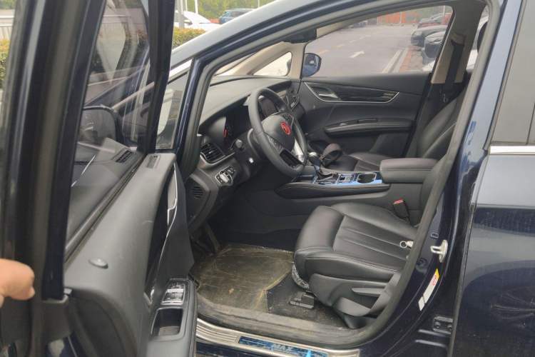 Used BYD Song MAX 2017 1.5T Automatic Smart Connect Elite 7-Seater Driver Seat