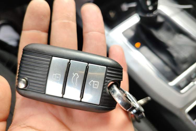 Used Roewe RX5 2018 20T Two-Wheel Drive Automatic Flagship Edition