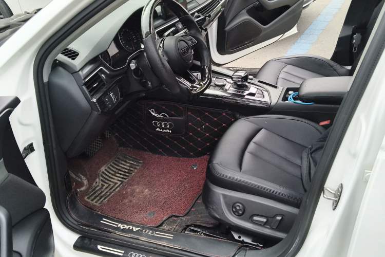 Used Audi A4L 2018 30th Anniversary Edition 40 TFSI Trendy Model