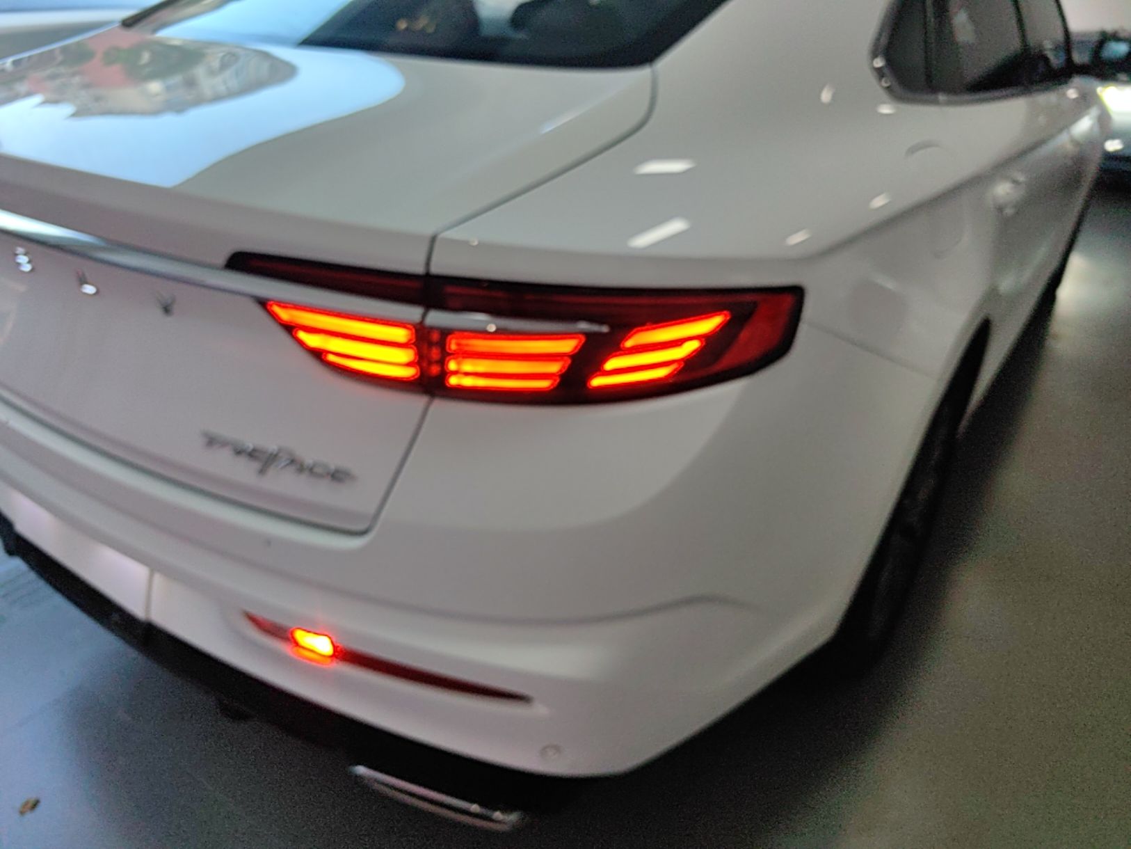 Geely Auto Preface 2021 2.0TD Luxury Version - Luxury — снимка 9