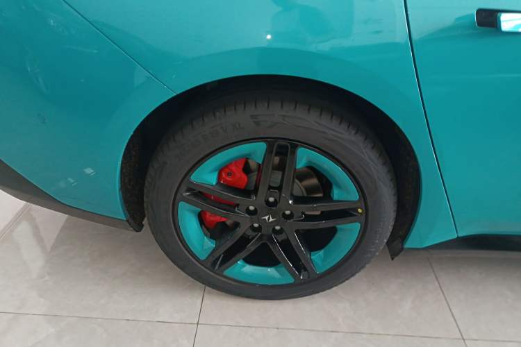 Used Dongfeng eπ eπ007 2026 Model 007+ Pure-Electric 565 Ultra+ All-Wheel-Drive LiDAR Edition