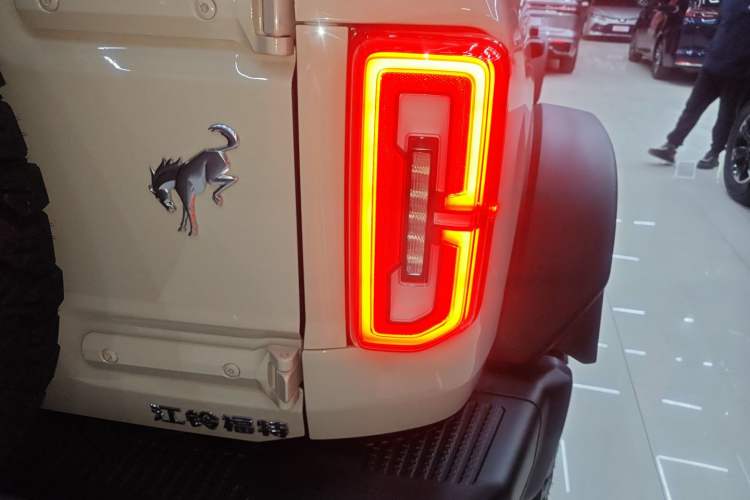 Used Ford Bronco 2024 2.3T Long Beach Big-Foot Off-Road Version