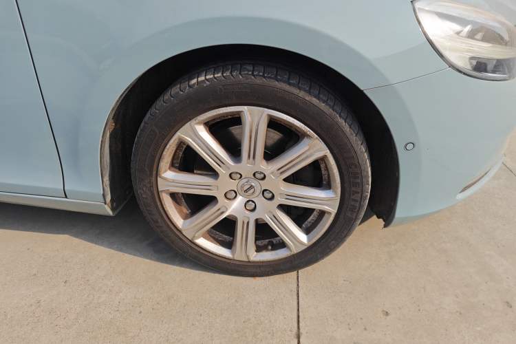 Used Volvo V40 2017 T3 Zhiya Edition Right Front Wheel Hub