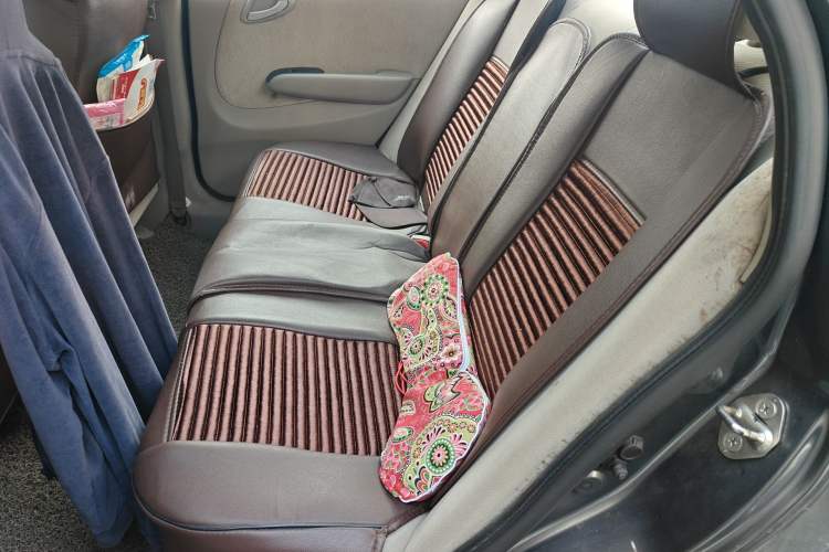 Used Everus S1 2011 1.3L Automatic Comfort Edition
