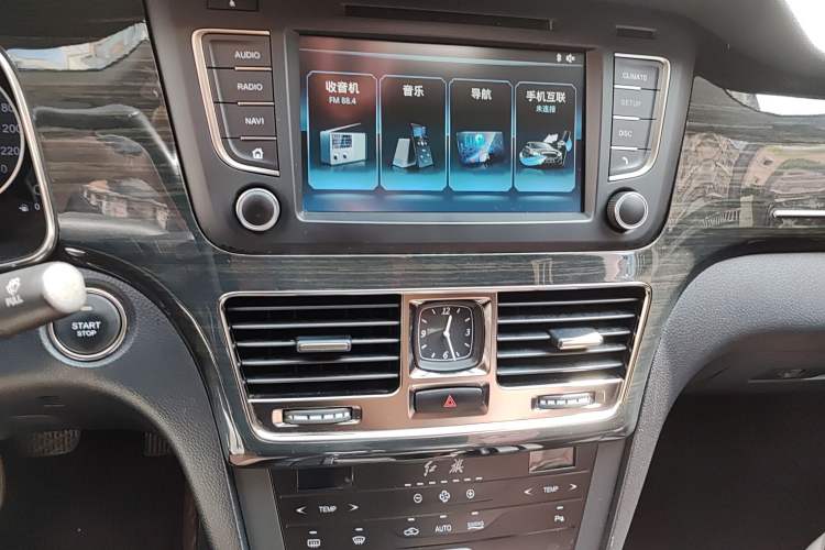 Used Hongqi H7 2017 1.8T Tech Model
