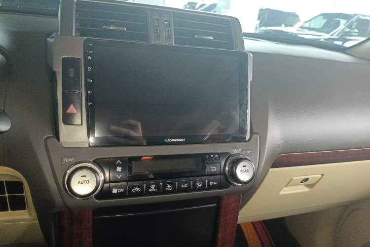 Used Toyota Prado 2017 2.7L Parallel Import
