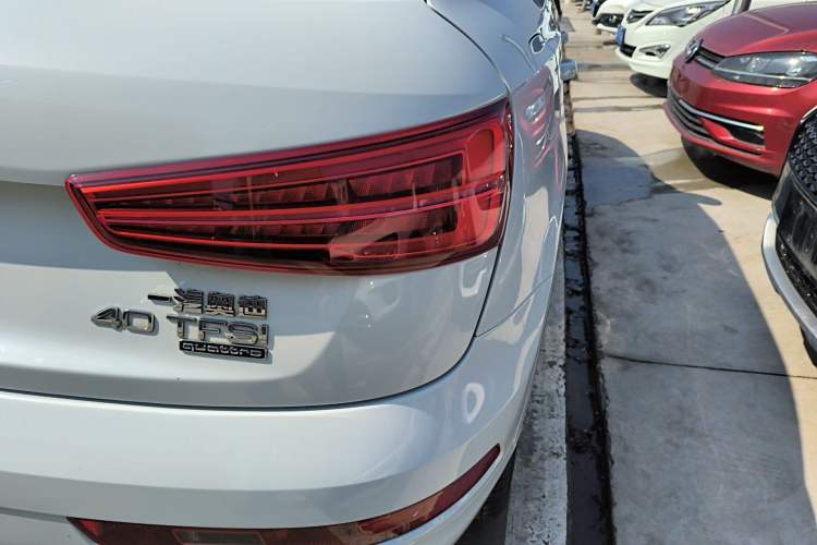 Used Audi Q3 2016 40 TFSI quattro all-wheel-drive sport model