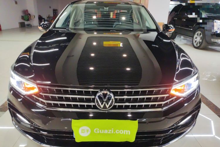 Used Volkswagen Magotan 2025 Revised Version Zhongxiang Edition 280TSI DSG Luxury Trim Front