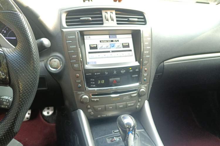 Used Lexus IS 2011 250C
