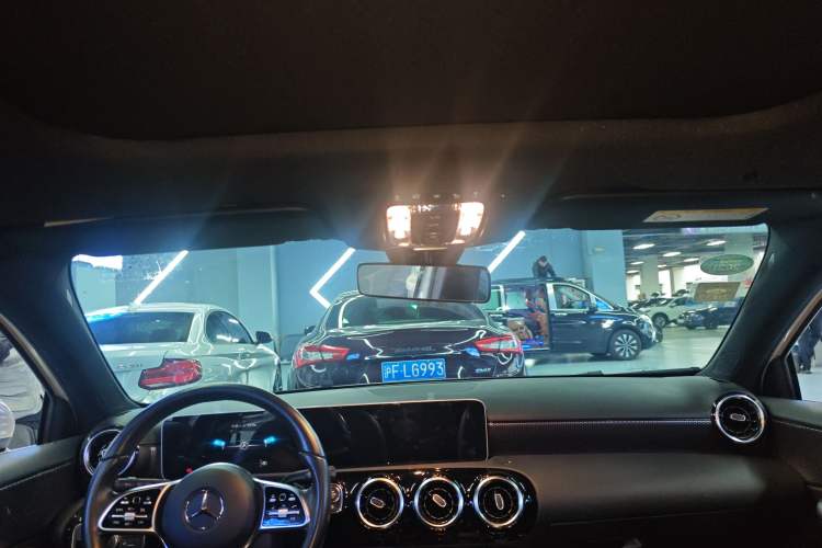 Used Mercedes-Benz A-Class 2019 A 200 Dynamic Edition Headliner