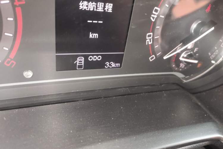 Used SAIC MAXUS T60 2020 2.0T Diesel Manual 4x4 High-Ride Pioneer Edition Long Wheelbase China VI Standard