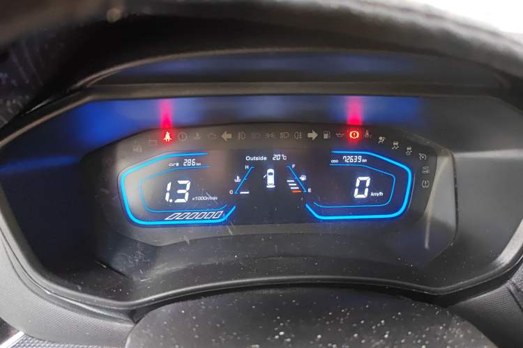 Used CHANGAN OSHAN A800 2017 1.5T Manual Luxury Model
