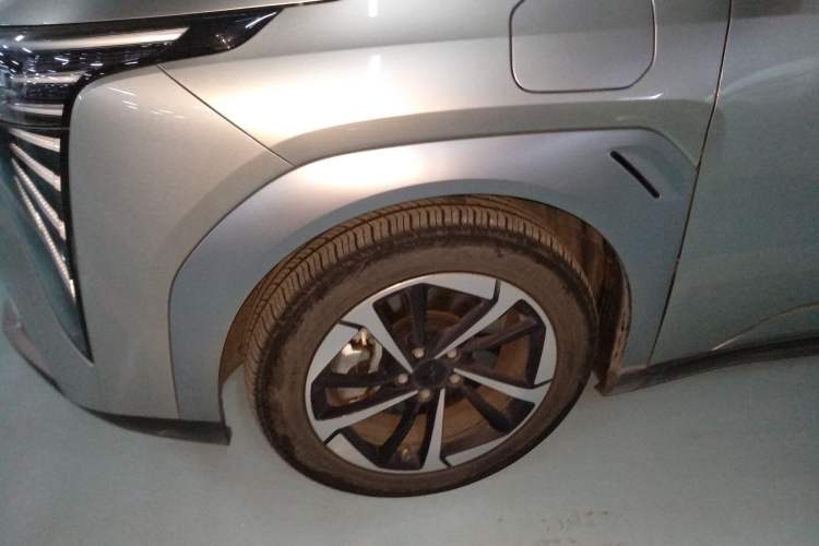 Used AION Y 2023 Plus 510 Smart Edition