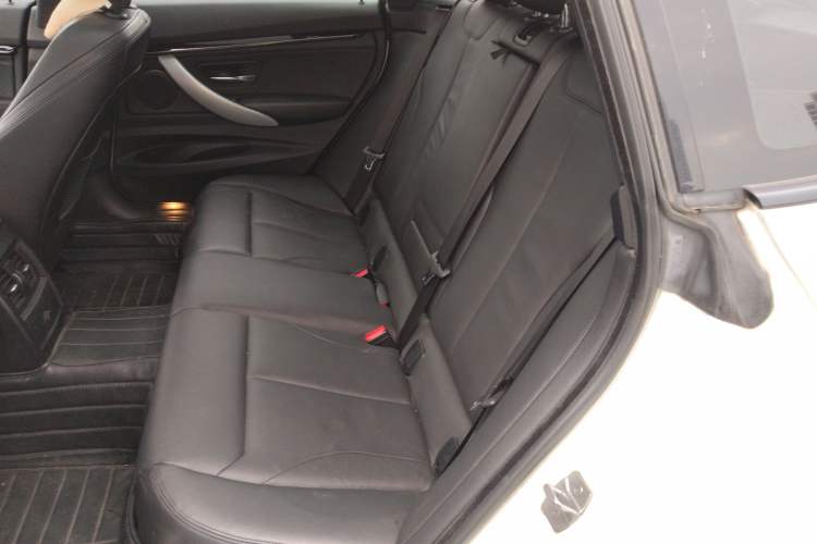 Used BMW 3 Series GT 2014 328i Design Package Model