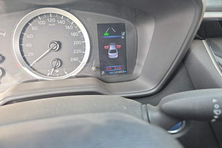 Used Toyota Levin 2022 Dual-Engine 1.8H E-CVT Luxury Edition Odometer Close Up