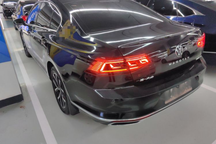 Used Volkswagen Magotan 2020 330TSI DSG Leading Model
