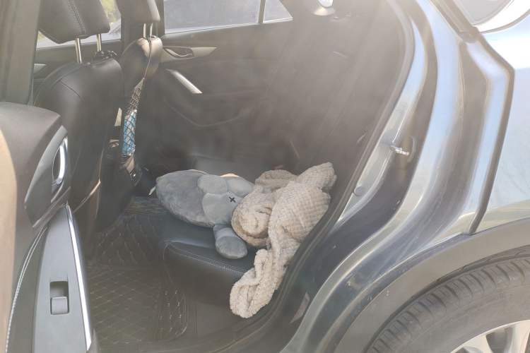 Used Mazda CX-4 2016 2.0L Automatic 2WD Blue Sky Luxury Edition