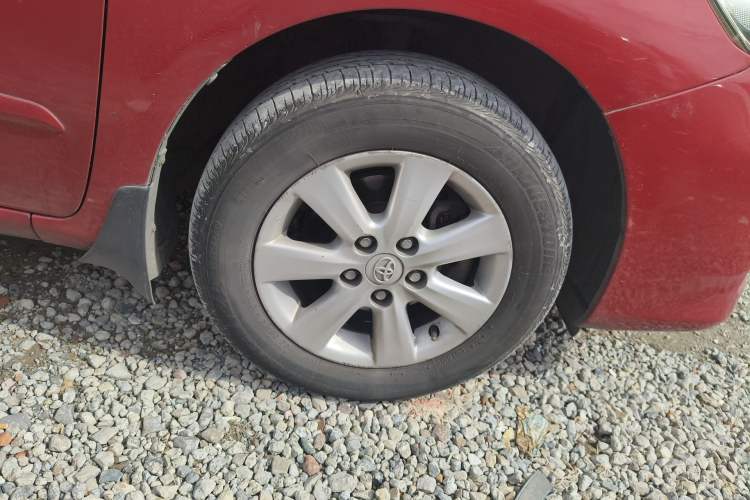 Used Toyota Corolla 2011 1.6L Automatic GL Right Front Wheel Hub