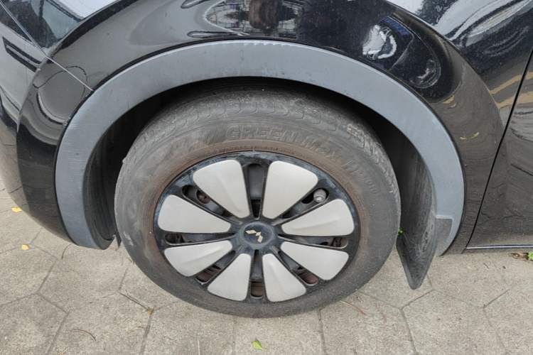 Used Wuling Bingo 2023 333 km Enjoyment Version
