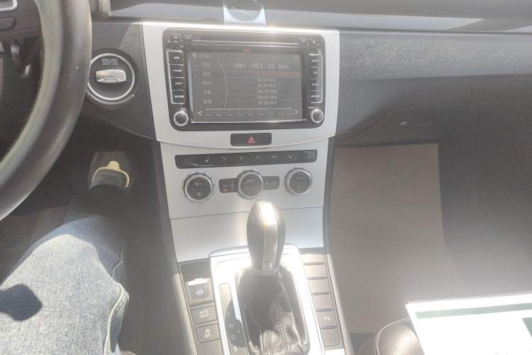 Used Volkswagen Magotan 2012 Revised 1.8TSI Luxury Version Audio And AC Panel