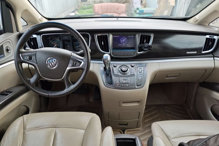 Used Buick GL8 2011 3.0L GT Luxury Business Haoya Edition Center Console