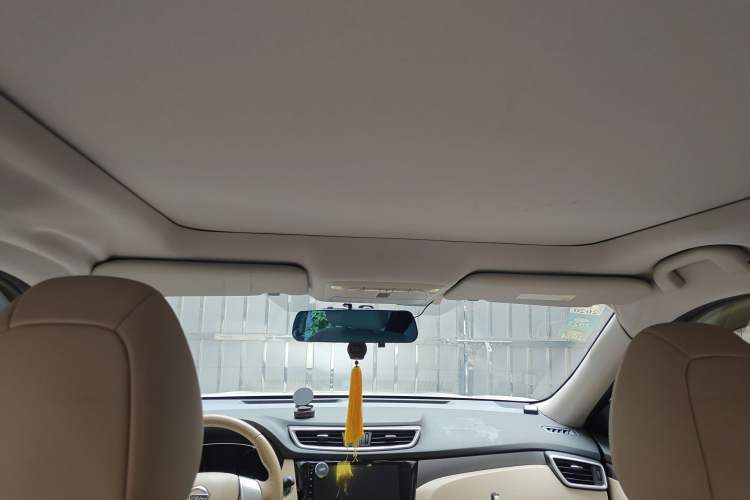 Used Nissan X-Trail 2014 2.0L CVT Comfort Edition 2WD Headliner