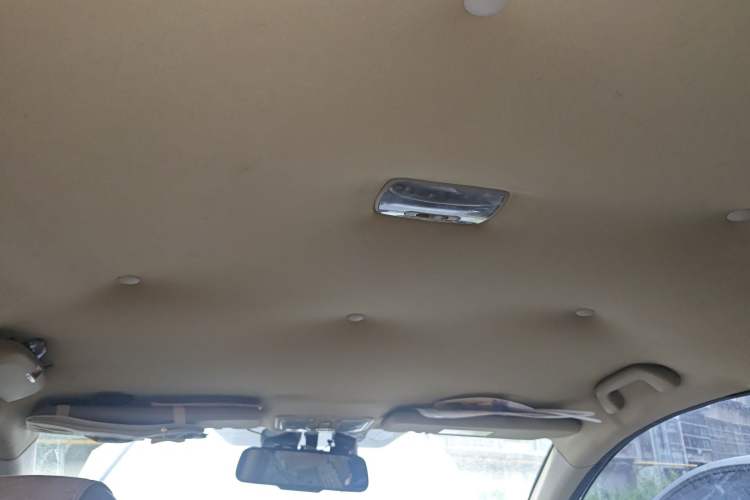 Used Haval H6 2011 Green Silence 2.0T Manual Two-Wheel Drive Elite Model Headliner