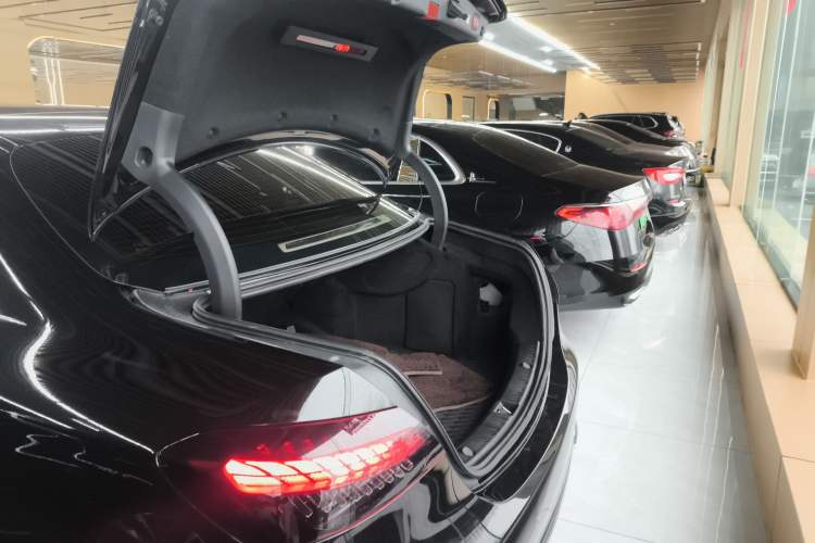 Used Mercedes-Benz E-Class 2023 Updated E 300 L Fashion Edition